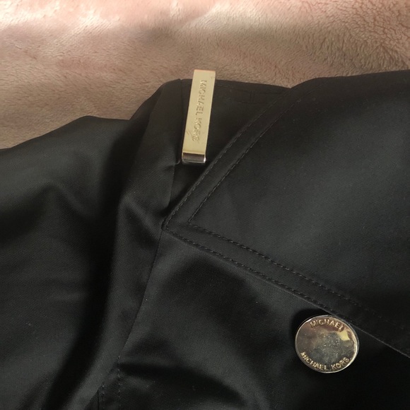 New MK jacket 🧥 - Picture 4 of 5